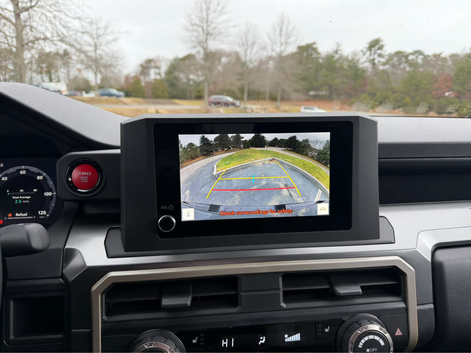 2025 Toyota Tacoma TRD Off-Road