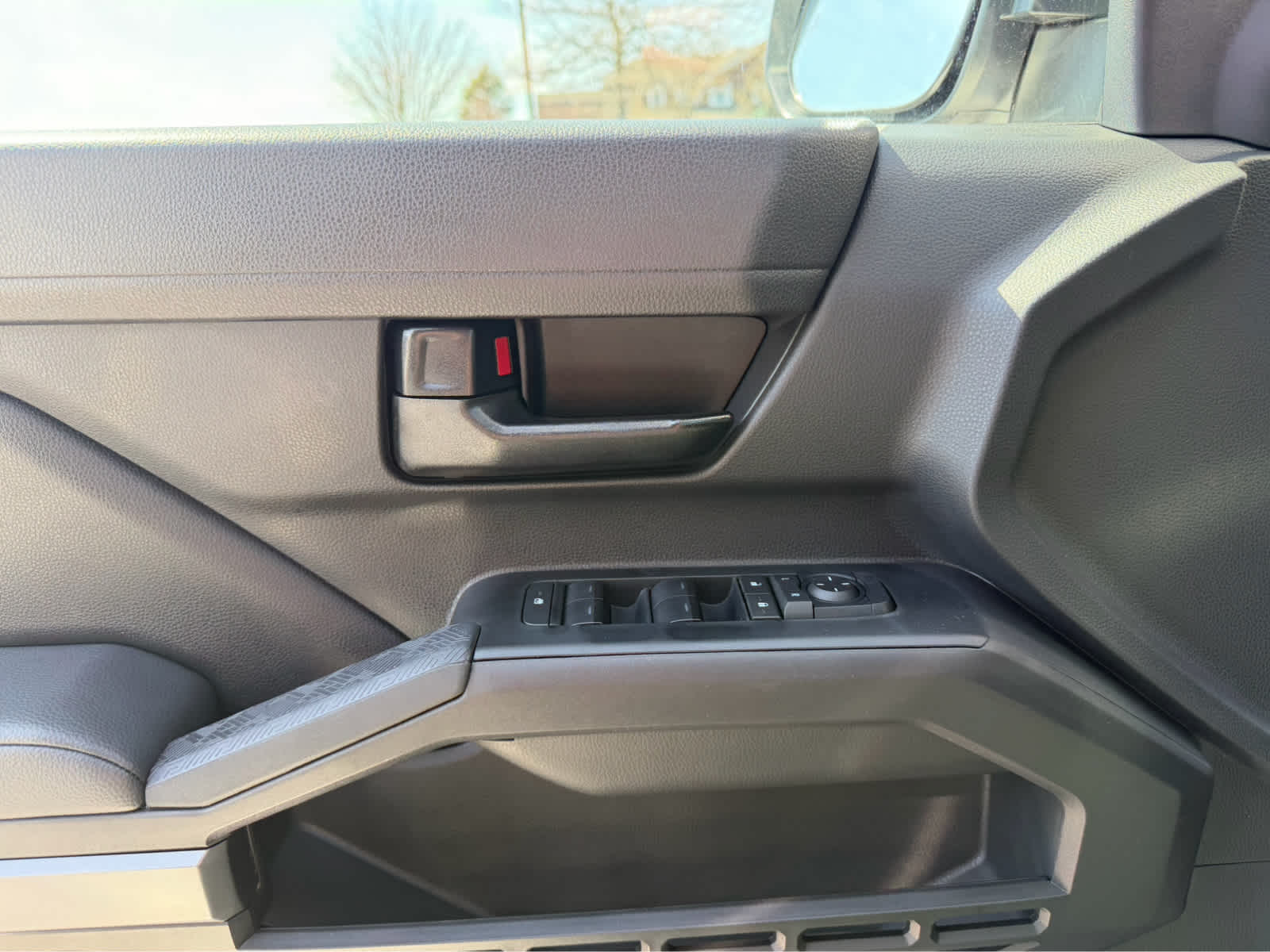2026 Toyota Tacoma SR5 - Photo 19