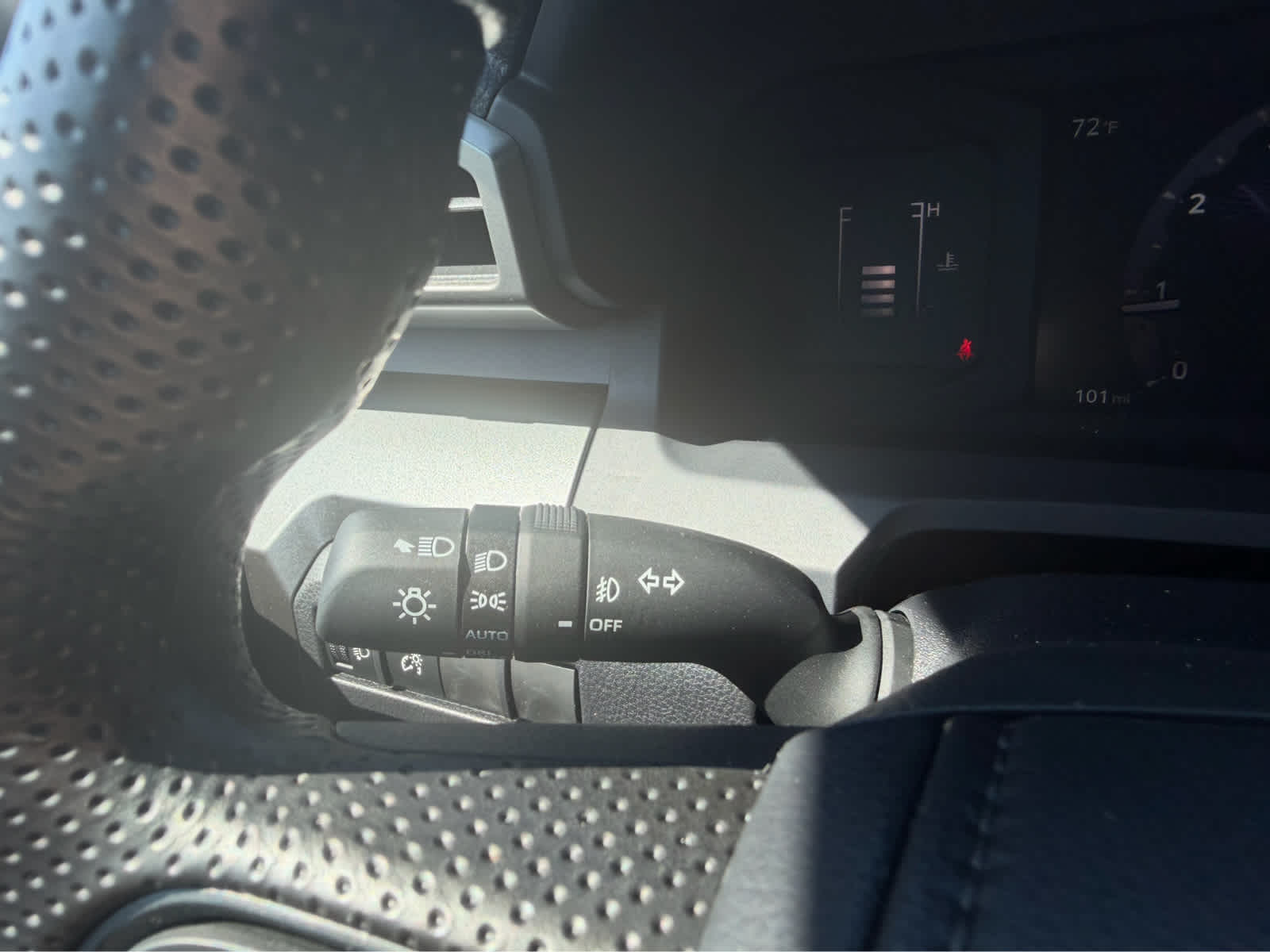 2026 Toyota Tacoma SR5 - Photo 27