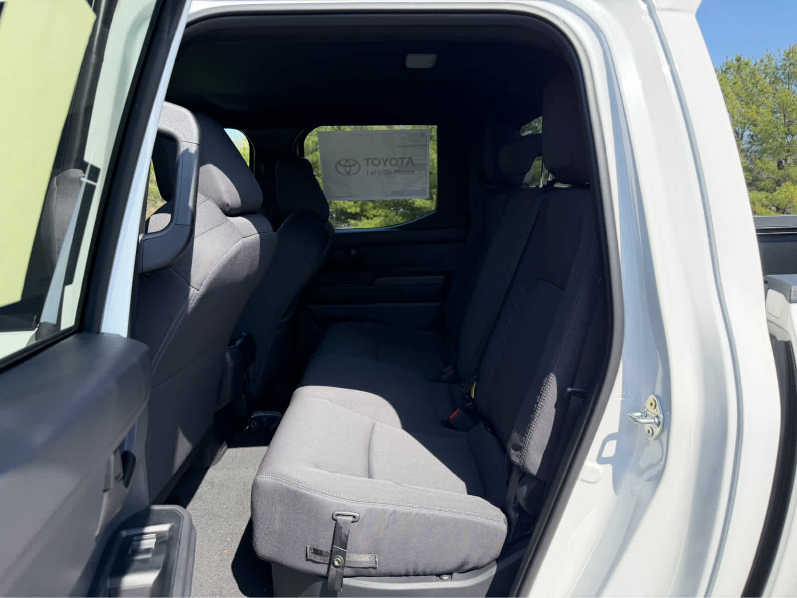 2026 Toyota Tacoma SR5 - Photo 42