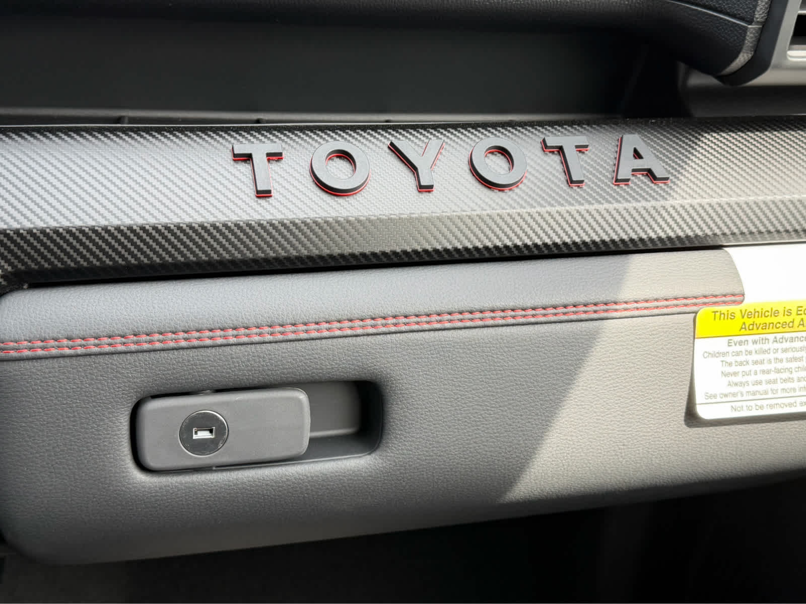 2026 Toyota Tacoma i-FORCE MAX Tacoma TRD Pro