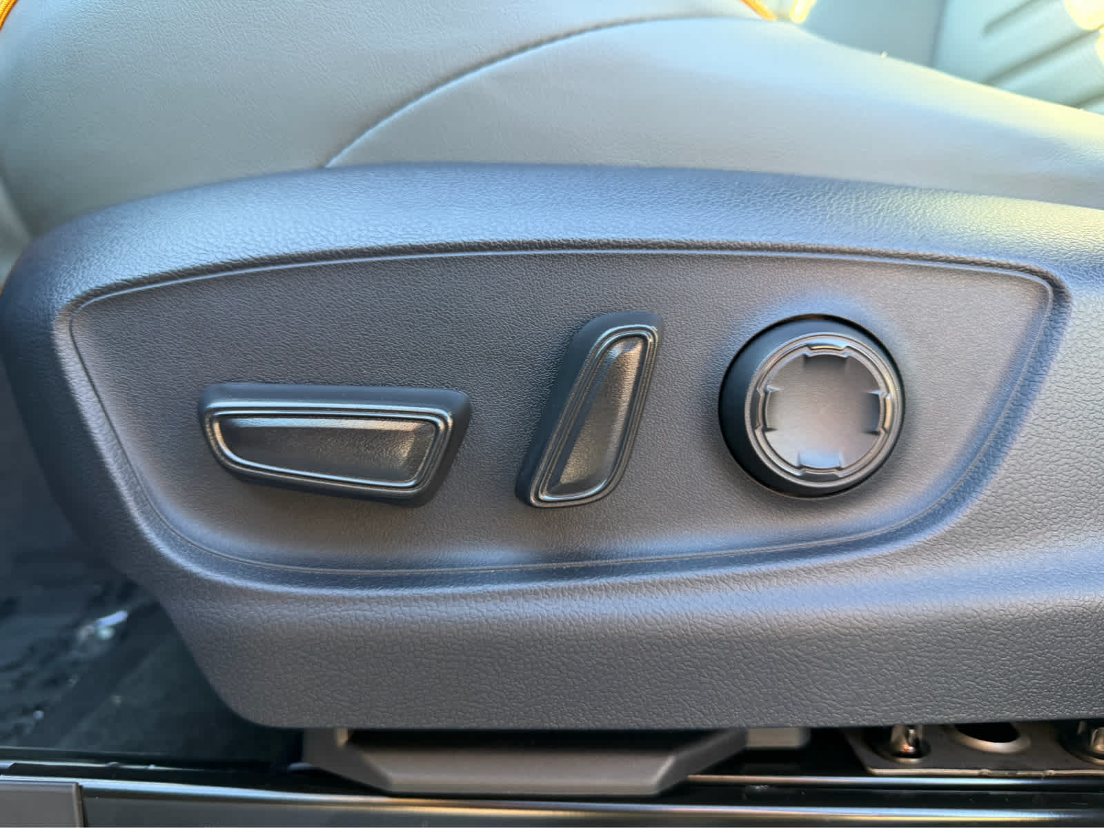 2025 Toyota Tacoma i-FORCE MAX Tacoma Trailhunter