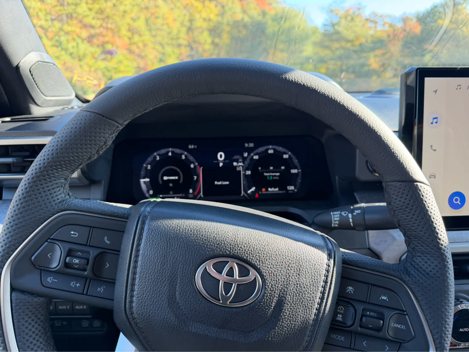 2025 Toyota Tacoma i-FORCE MAX Tacoma Trailhunter