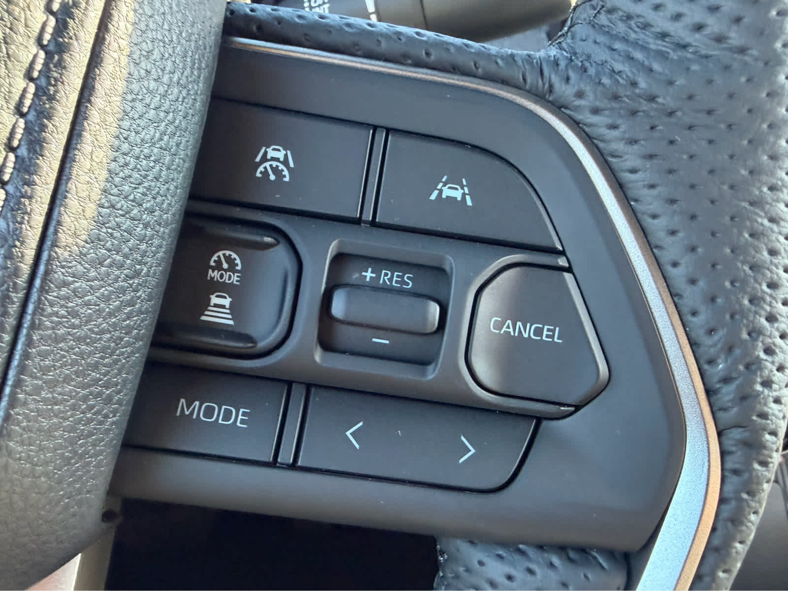 2025 Toyota Tacoma i-FORCE MAX Tacoma Trailhunter