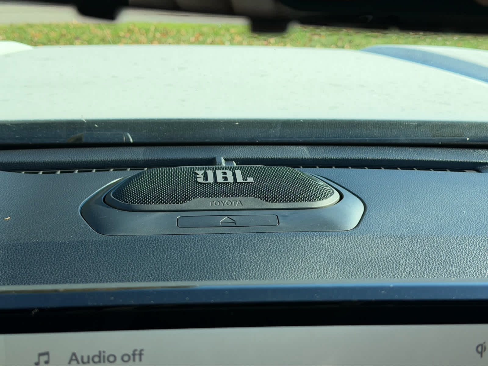 2025 Toyota Tacoma i-FORCE MAX Tacoma Trailhunter