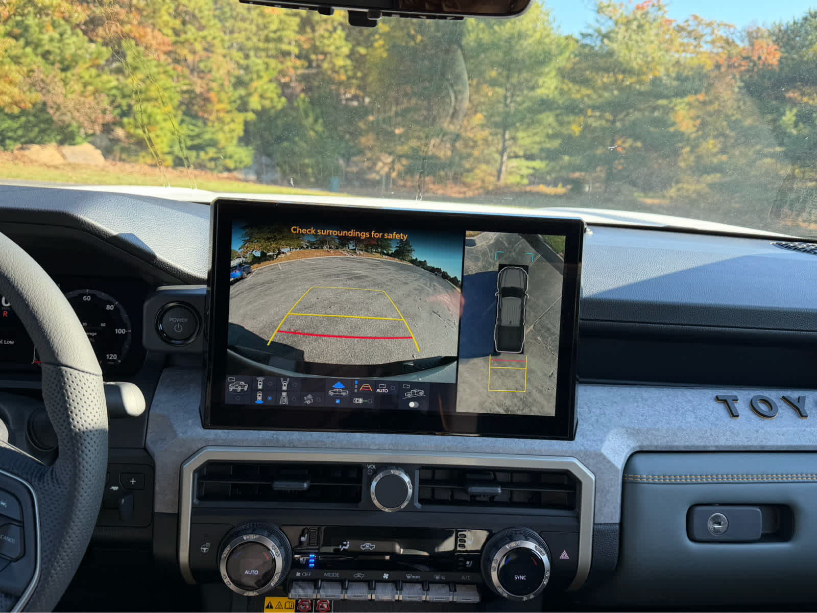 2025 Toyota Tacoma i-FORCE MAX Tacoma Trailhunter