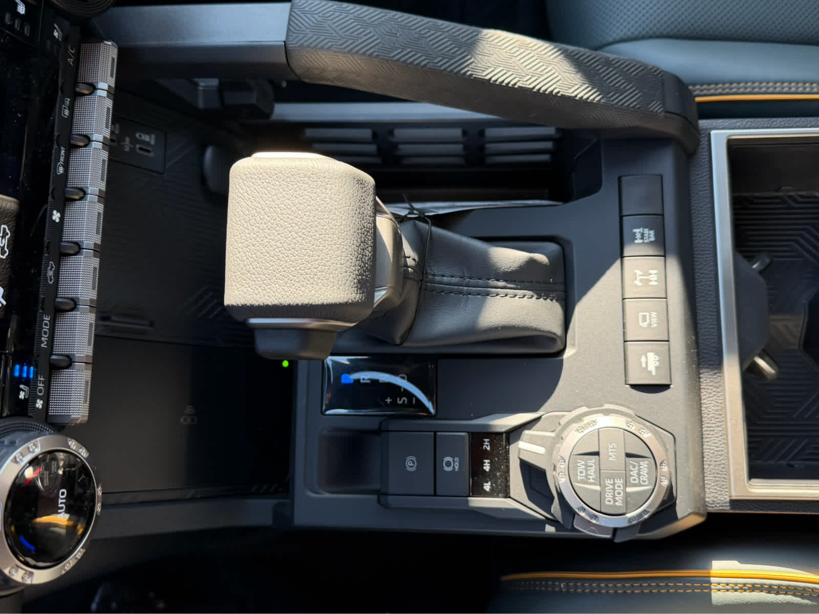 2025 Toyota Tacoma i-FORCE MAX Tacoma Trailhunter