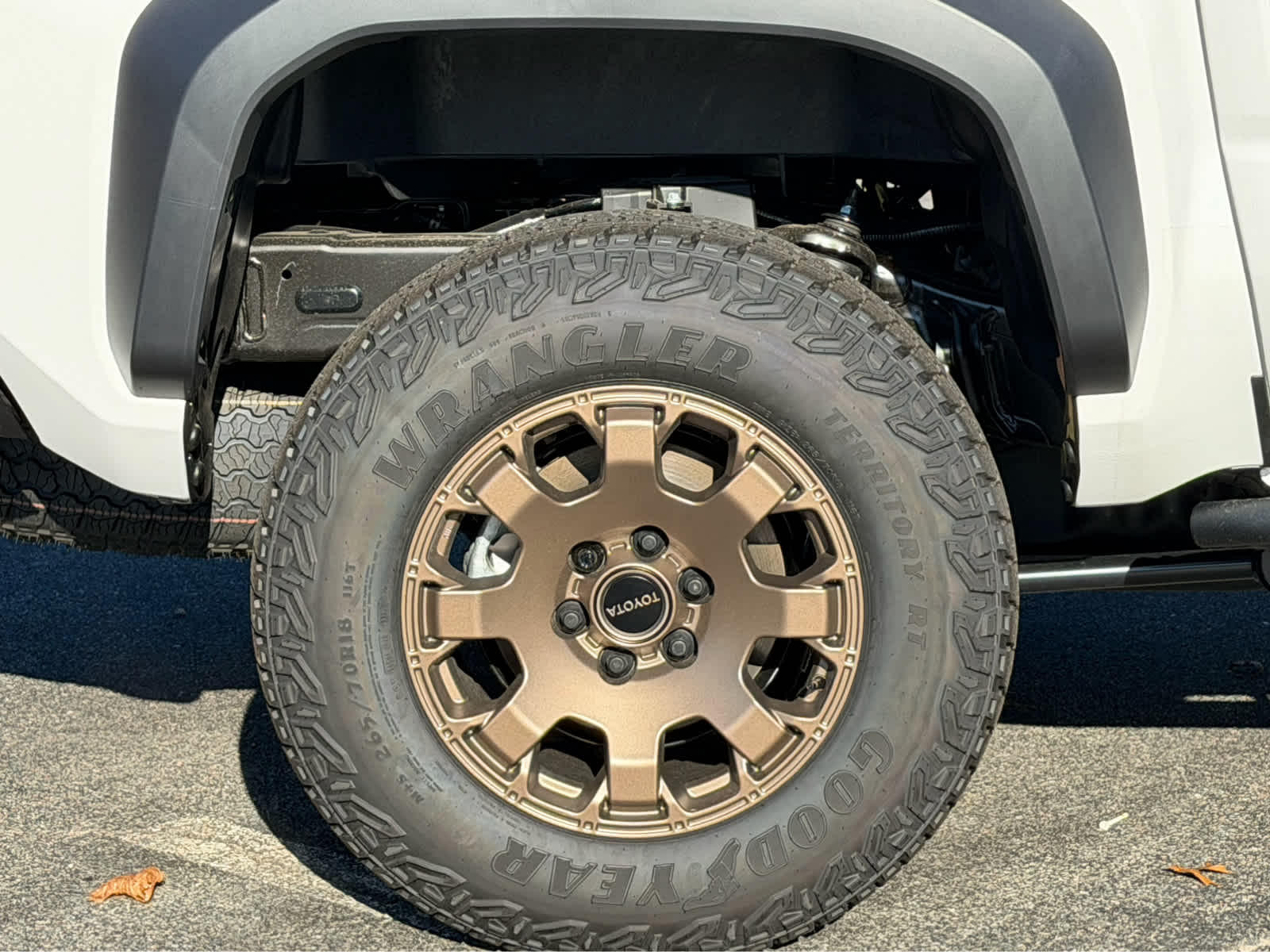 2025 Toyota Tacoma i-FORCE MAX Tacoma Trailhunter