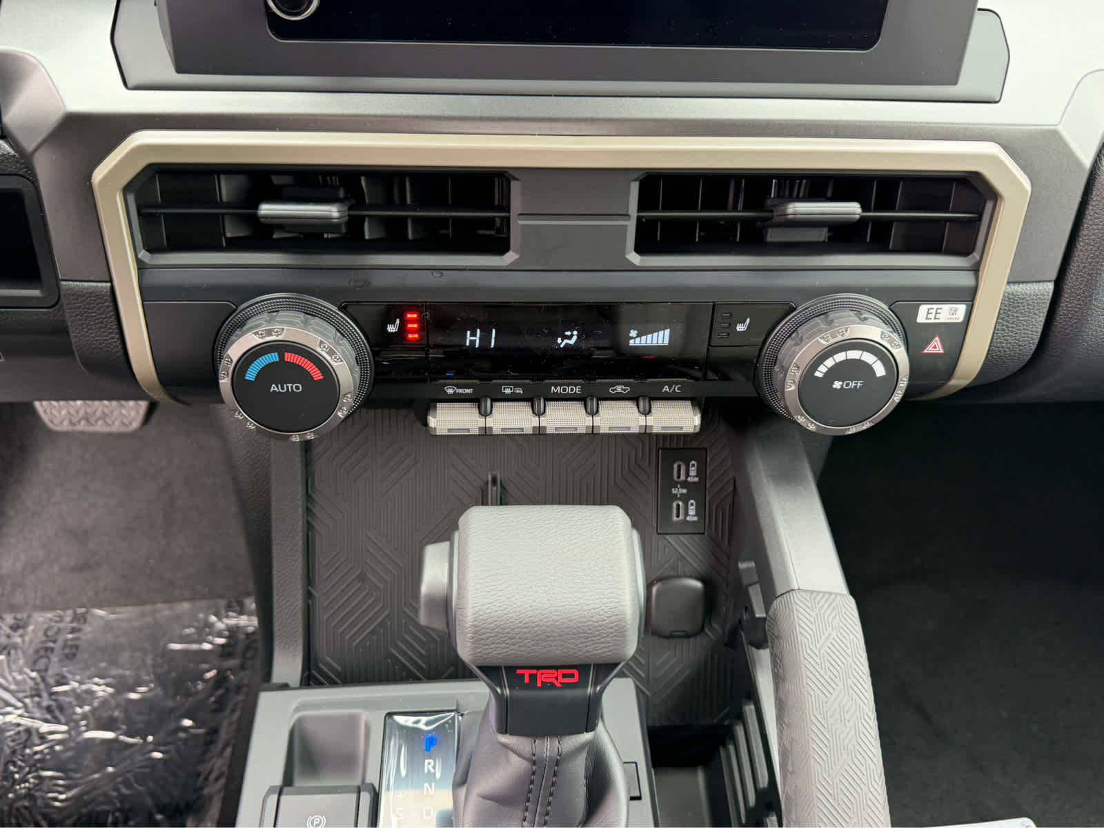 2026 Toyota Tacoma i-FORCE MAX Tacoma TRD Off-Road