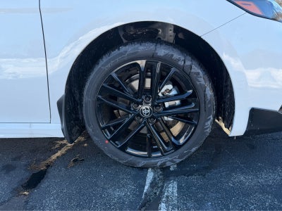 2026 Toyota Camry SE AWD