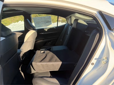 2026 Toyota Camry SE AWD