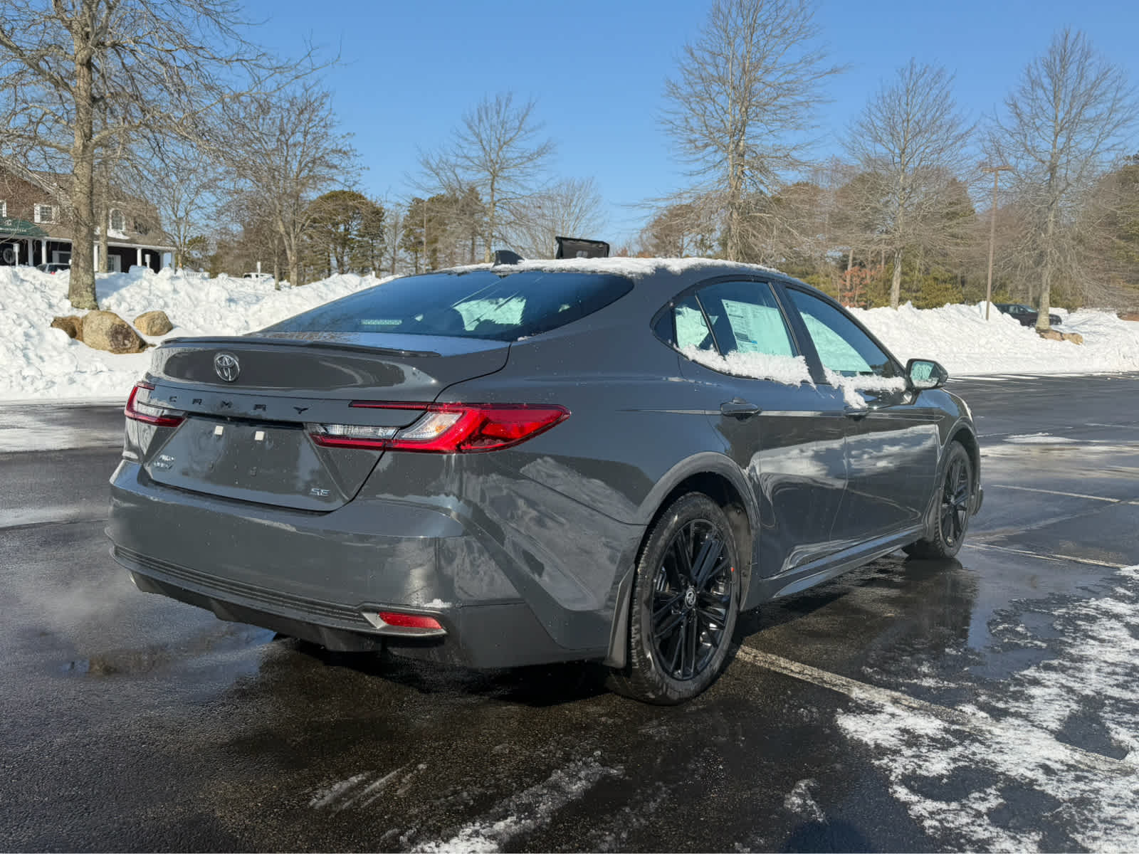 2026 Toyota Camry SE AWD