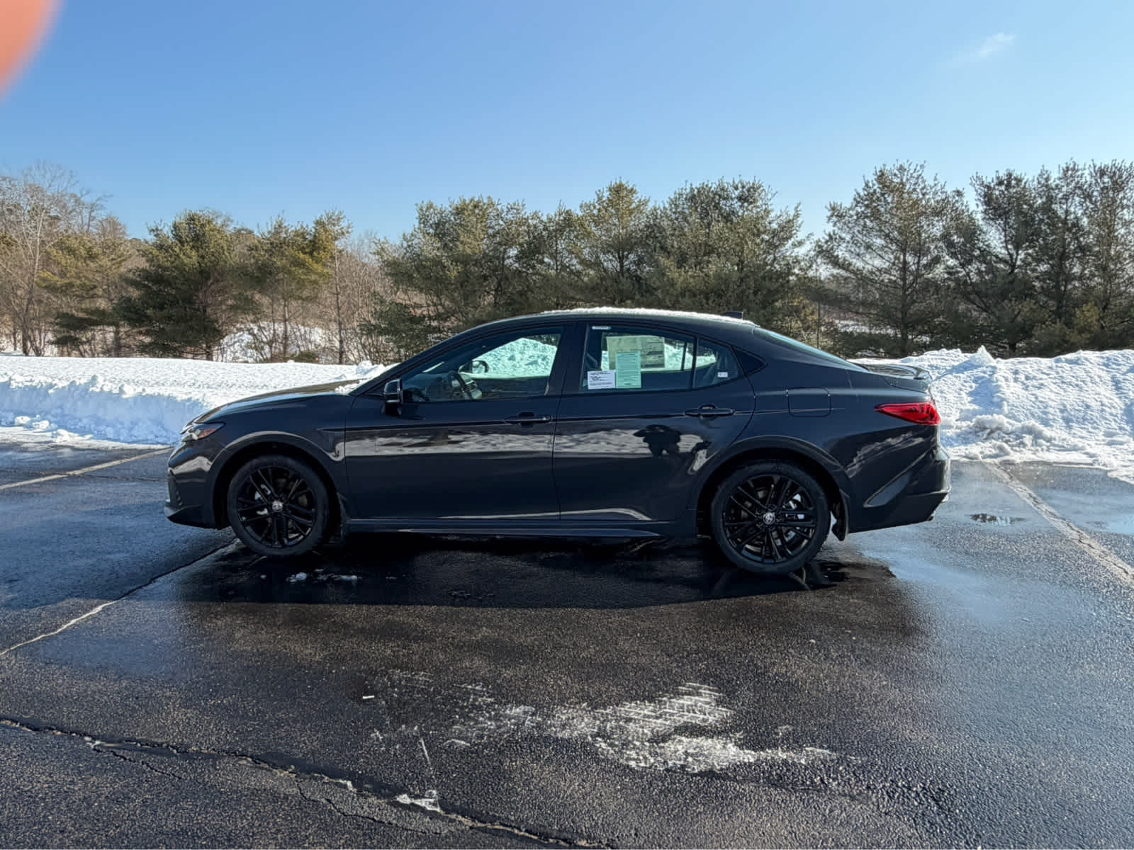 2026 Toyota Camry SE AWD