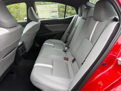 2026 Toyota Camry SE AWD