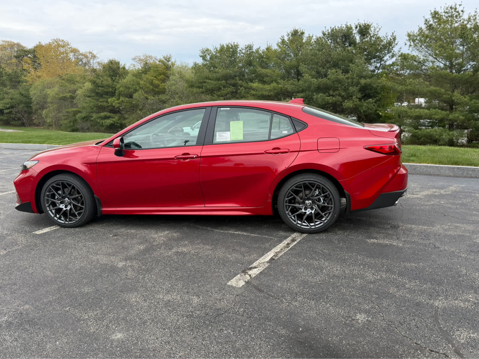 2026 Toyota Camry SE AWD