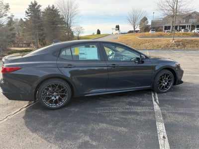 2026 Toyota Camry SE AWD
