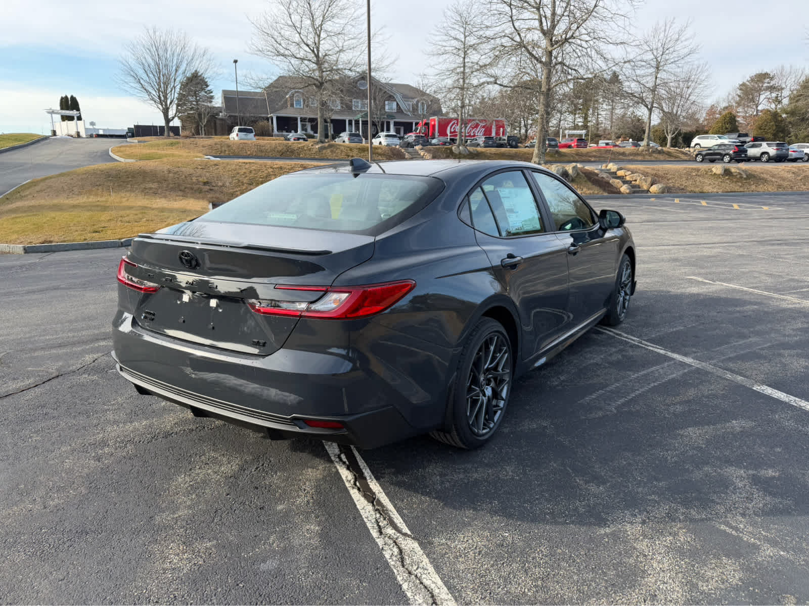 2026 Toyota Camry SE AWD