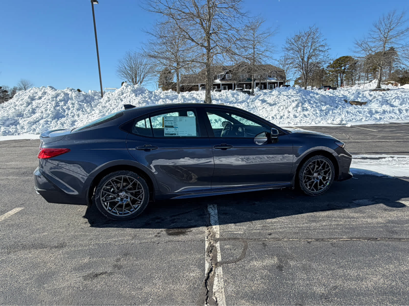 2026 Toyota Camry SE AWD