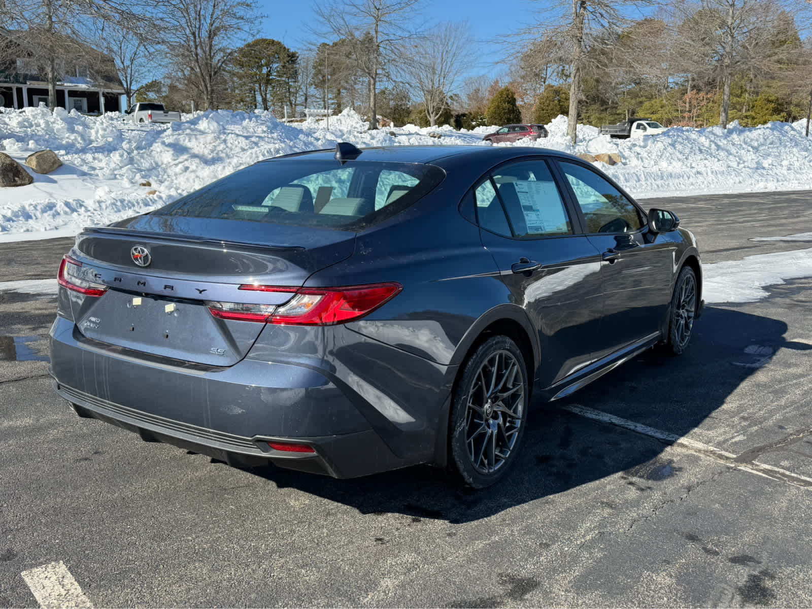 2026 Toyota Camry SE AWD