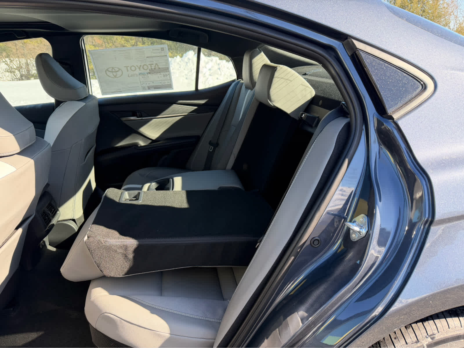 2026 Toyota Camry SE AWD