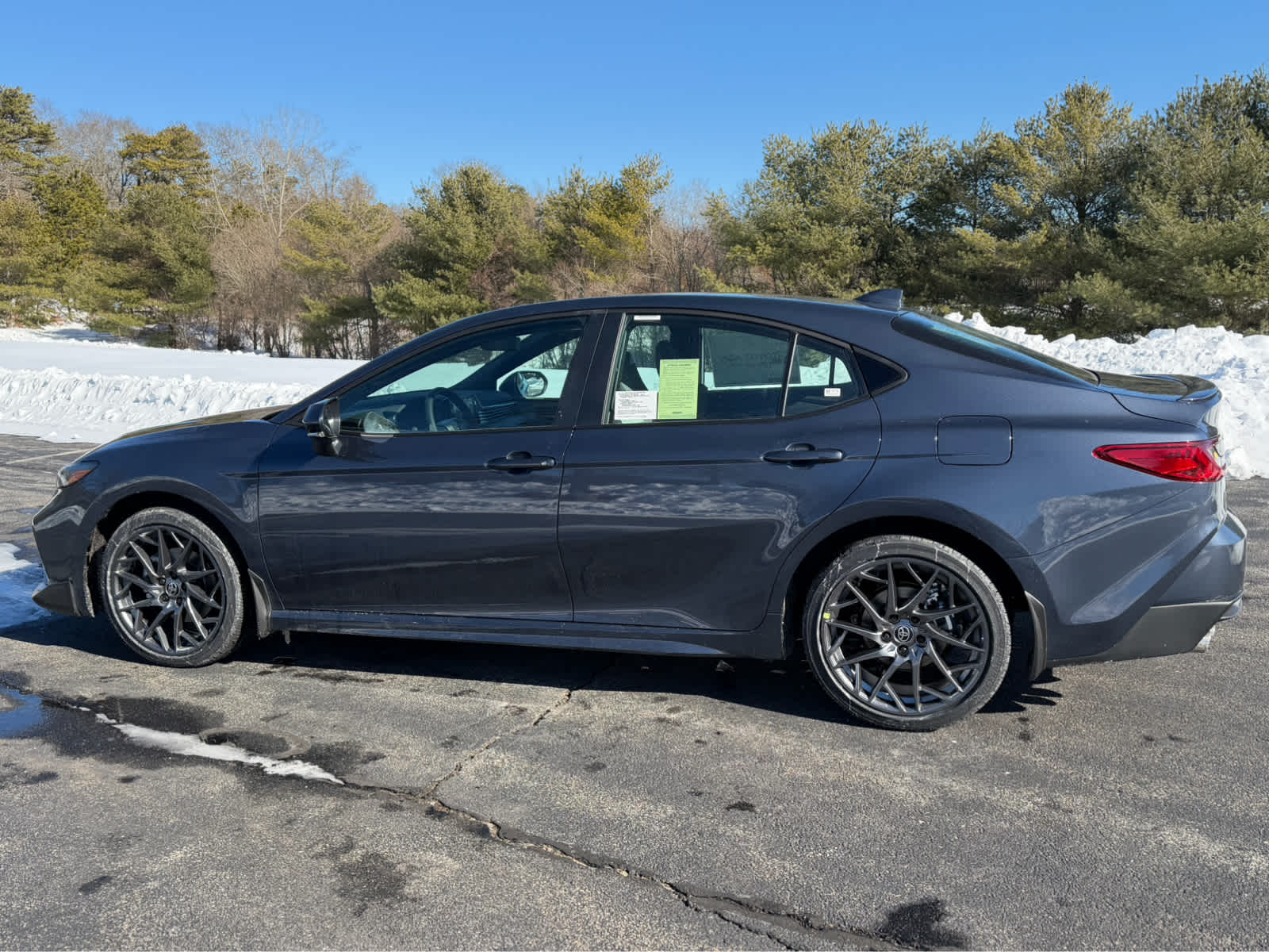 2026 Toyota Camry SE AWD