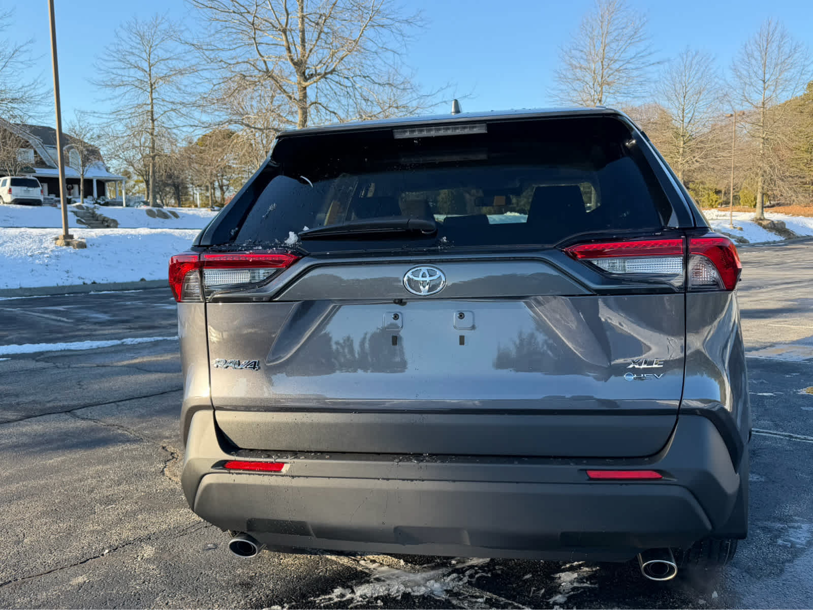2025 Toyota RAV4 Hybrid XLE