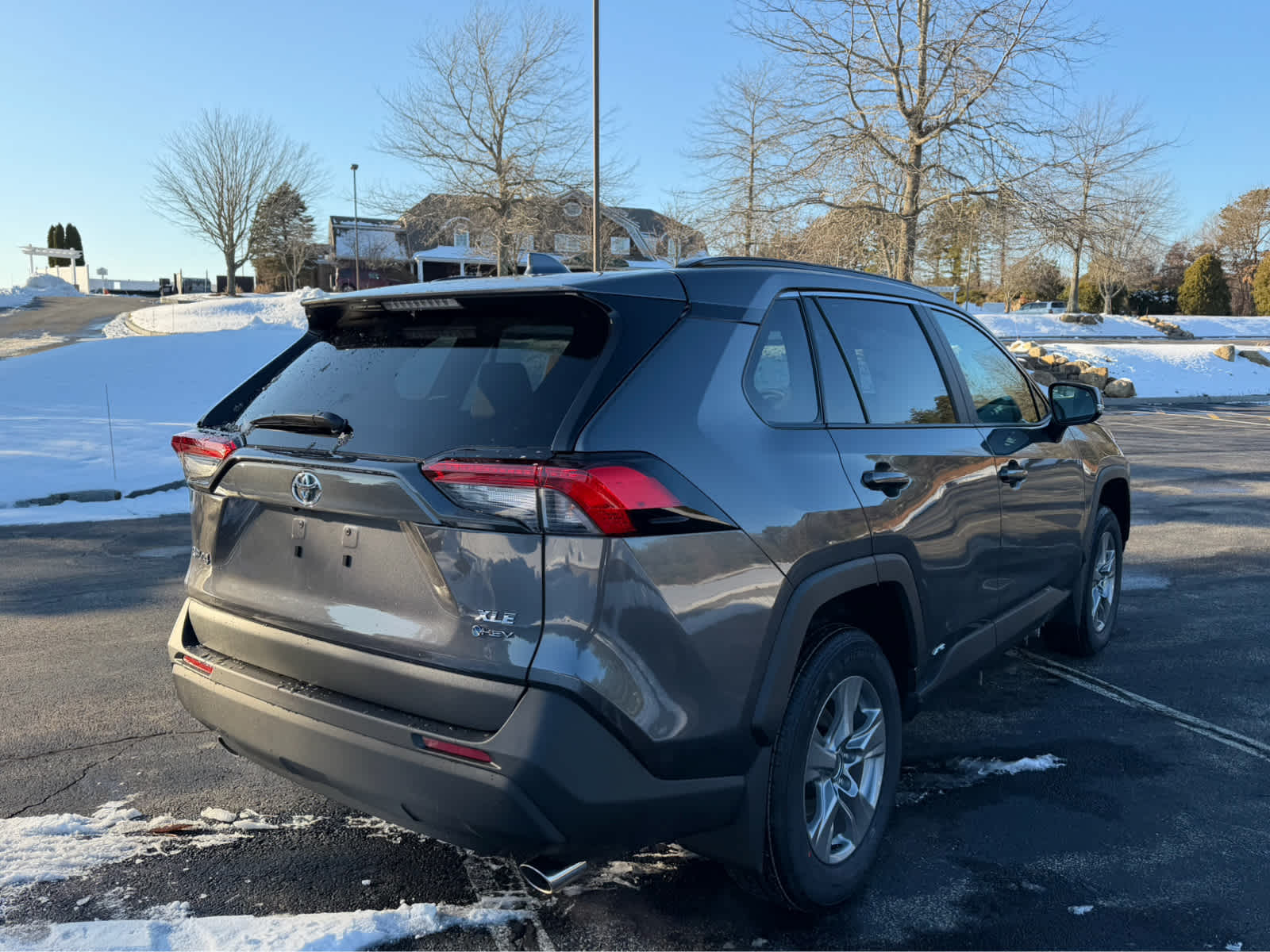 2025 Toyota RAV4 Hybrid XLE