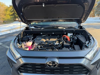 2025 Toyota RAV4 Hybrid XLE