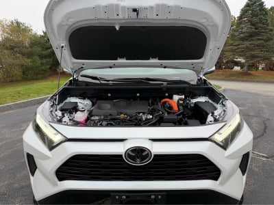 2025 Toyota RAV4 Hybrid SE