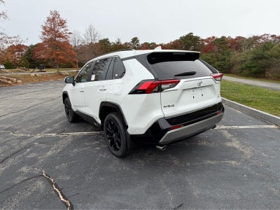 2025 Toyota RAV4 Hybrid SE