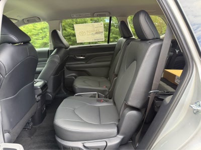 2026 Toyota Grand Highlander Hybrid XLE