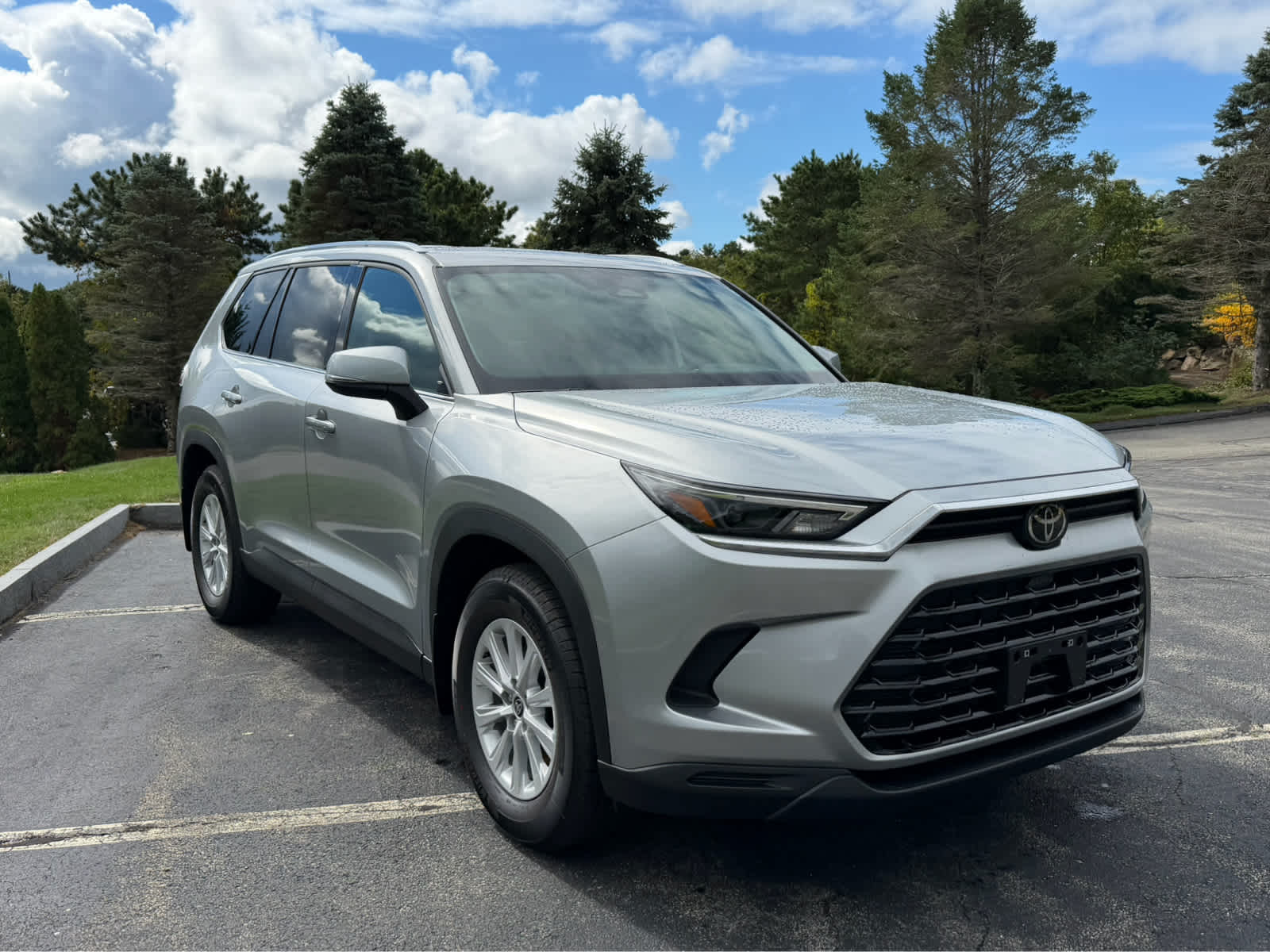 2026 Toyota Grand Highlander Hybrid XLE