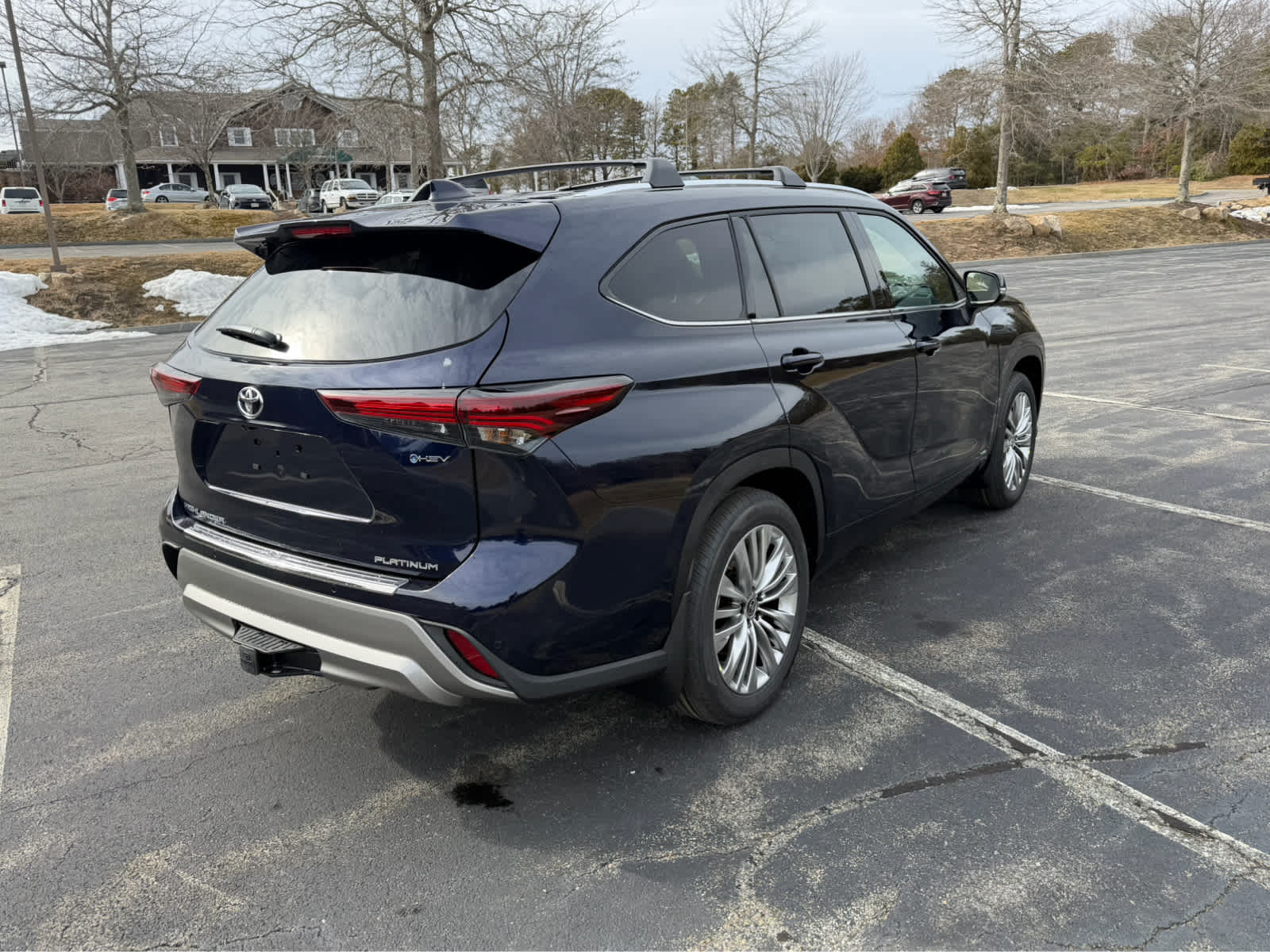 2026 Toyota Highlander Hybrid Platinum