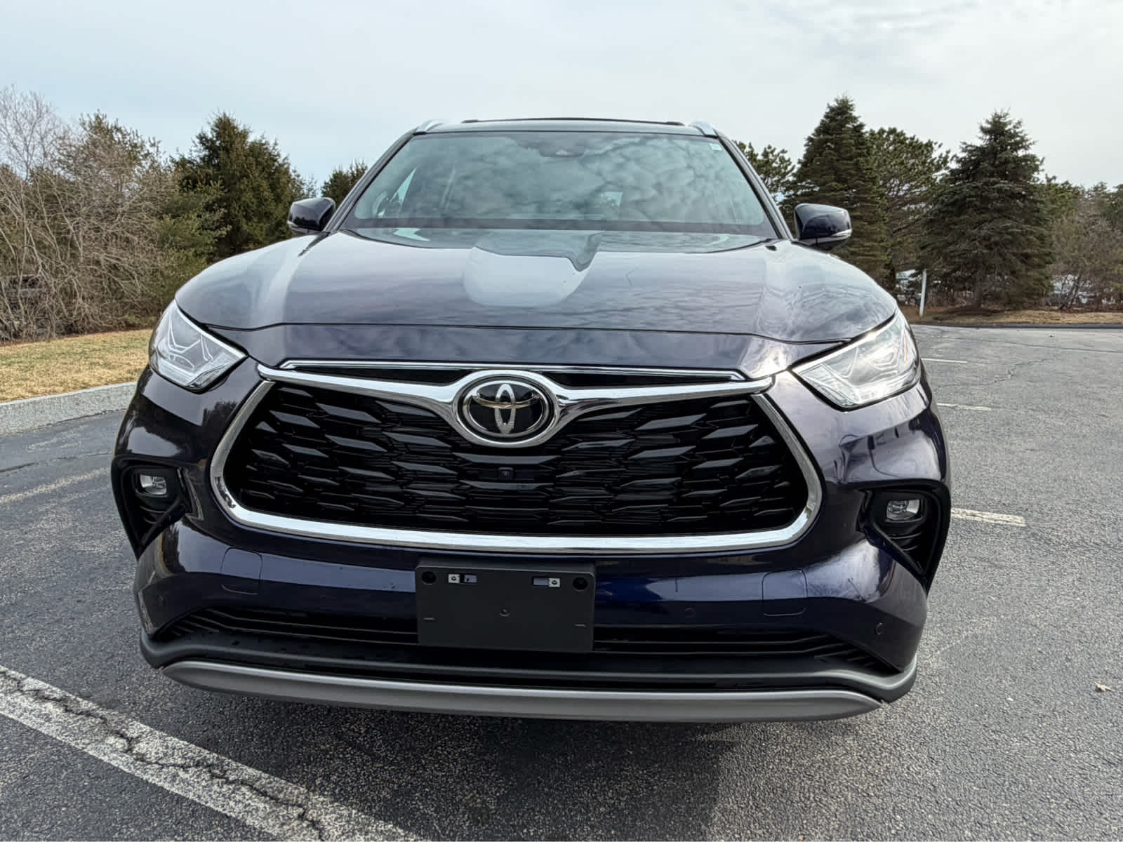 2026 Toyota Highlander Hybrid Platinum