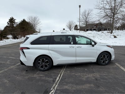 2026 Toyota Sienna Platinum