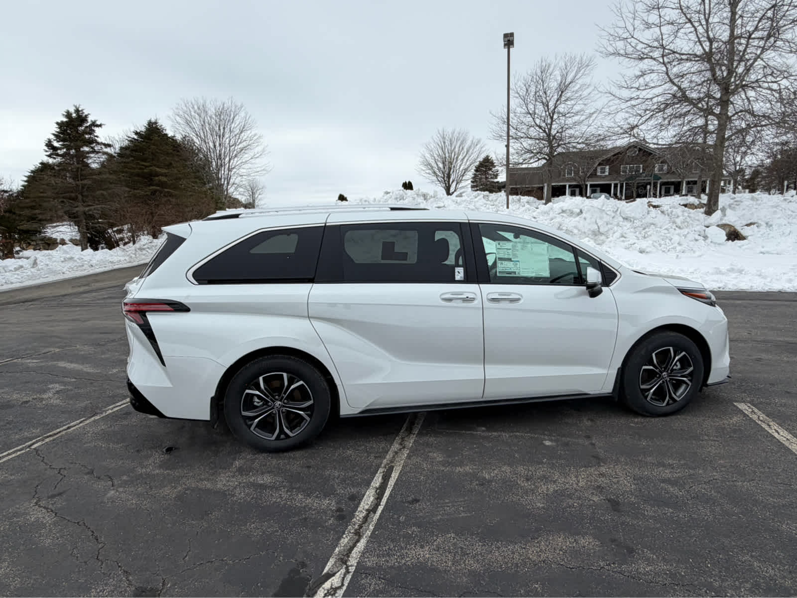 2026 Toyota Sienna Platinum