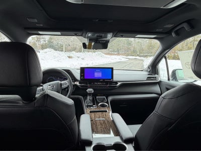 2026 Toyota Sienna Platinum