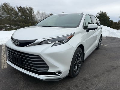 2026 Toyota Sienna Platinum