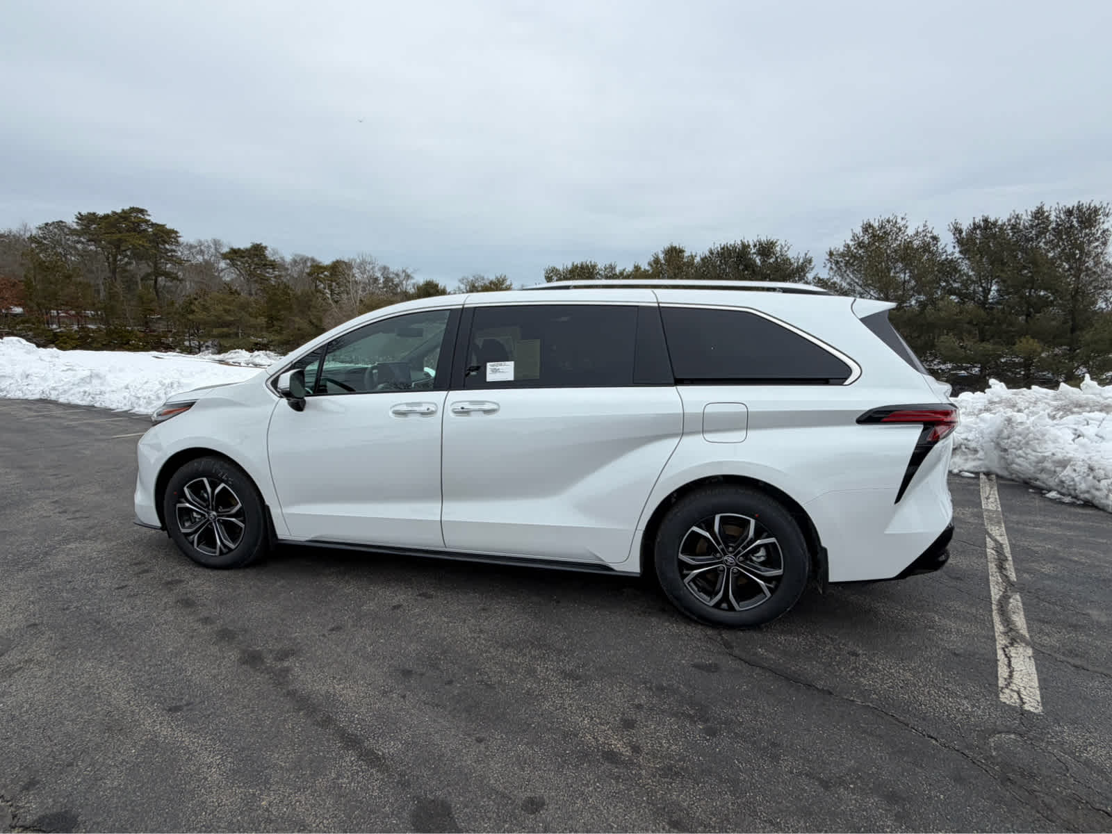 2026 Toyota Sienna Platinum