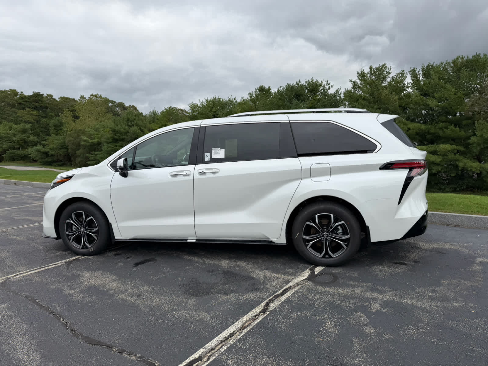 2026 Toyota Sienna Platinum