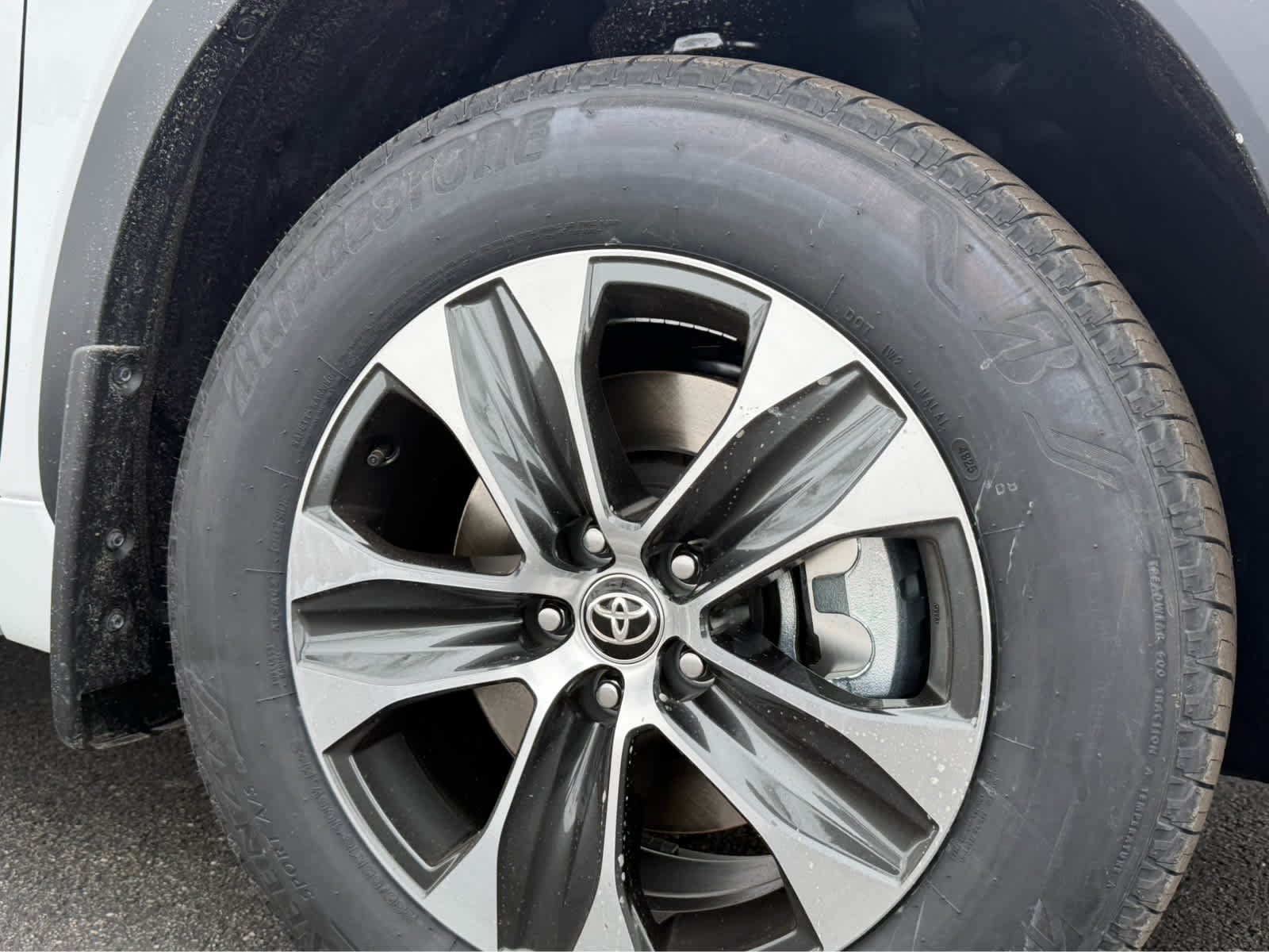 2026 Toyota Highlander Hybrid XLE