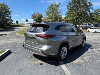 2026 Toyota Highlander Platinum