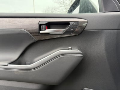 2026 Toyota Highlander Limited