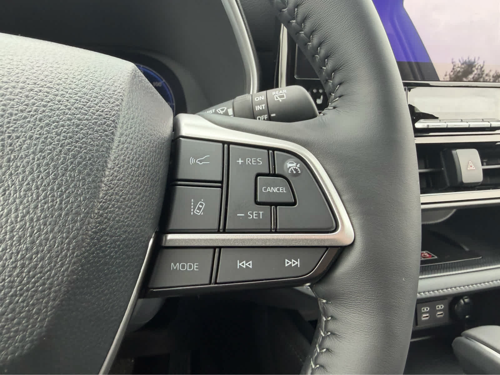 2026 Toyota Highlander Hybrid Limited