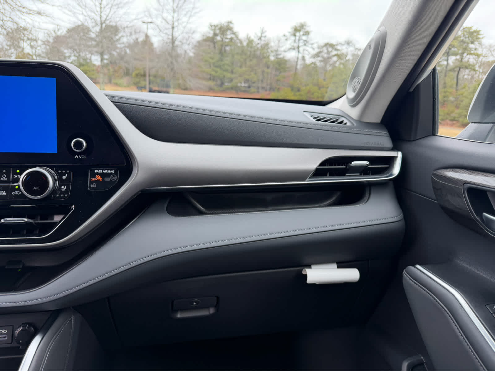 2026 Toyota Highlander Hybrid Limited