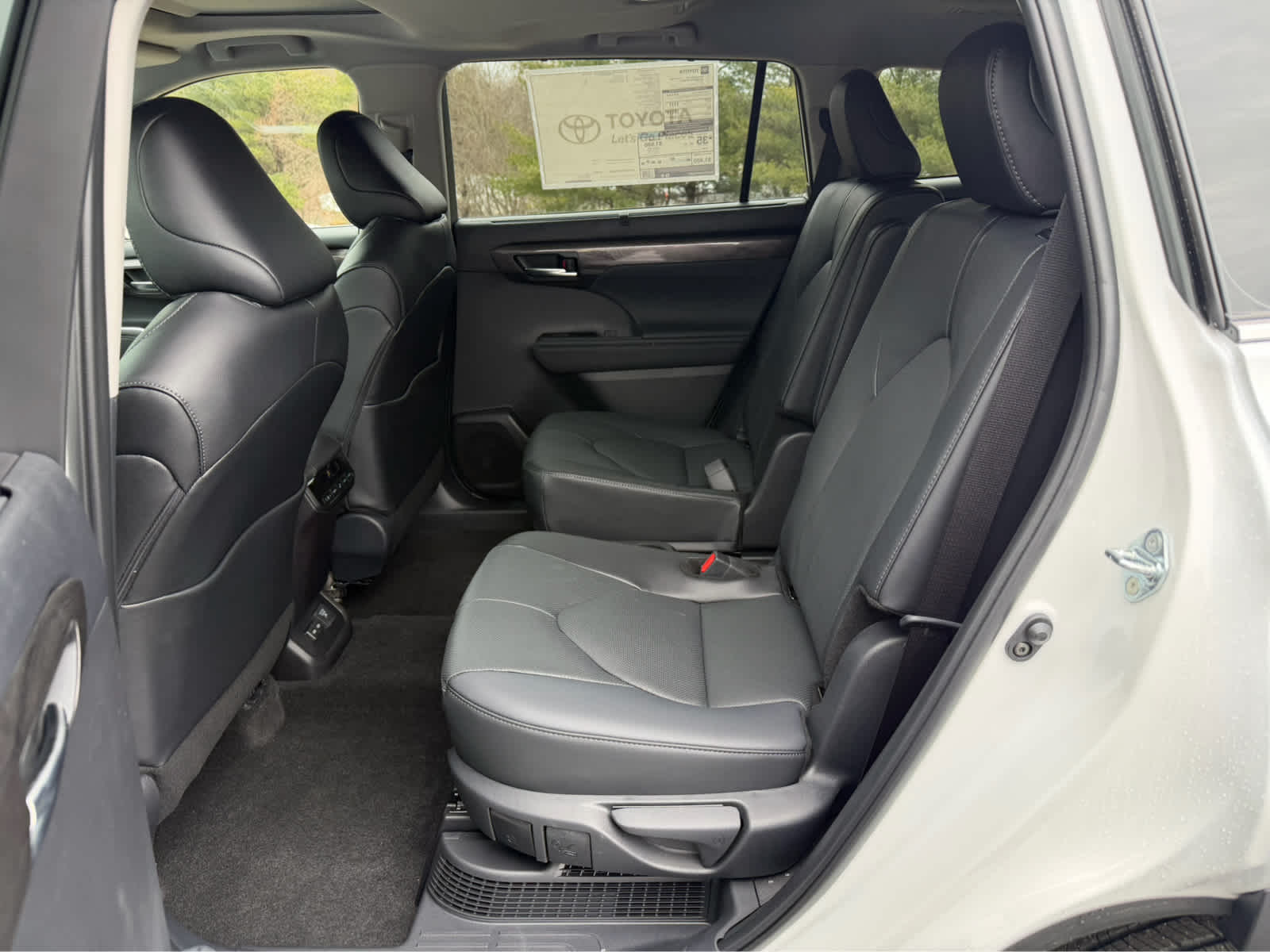 2026 Toyota Highlander Hybrid Limited