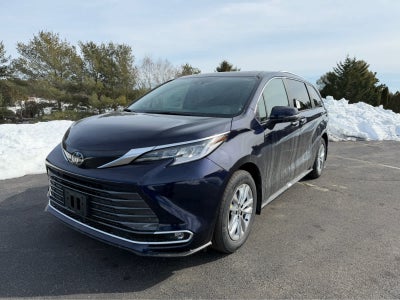 2026 Toyota Sienna Limited