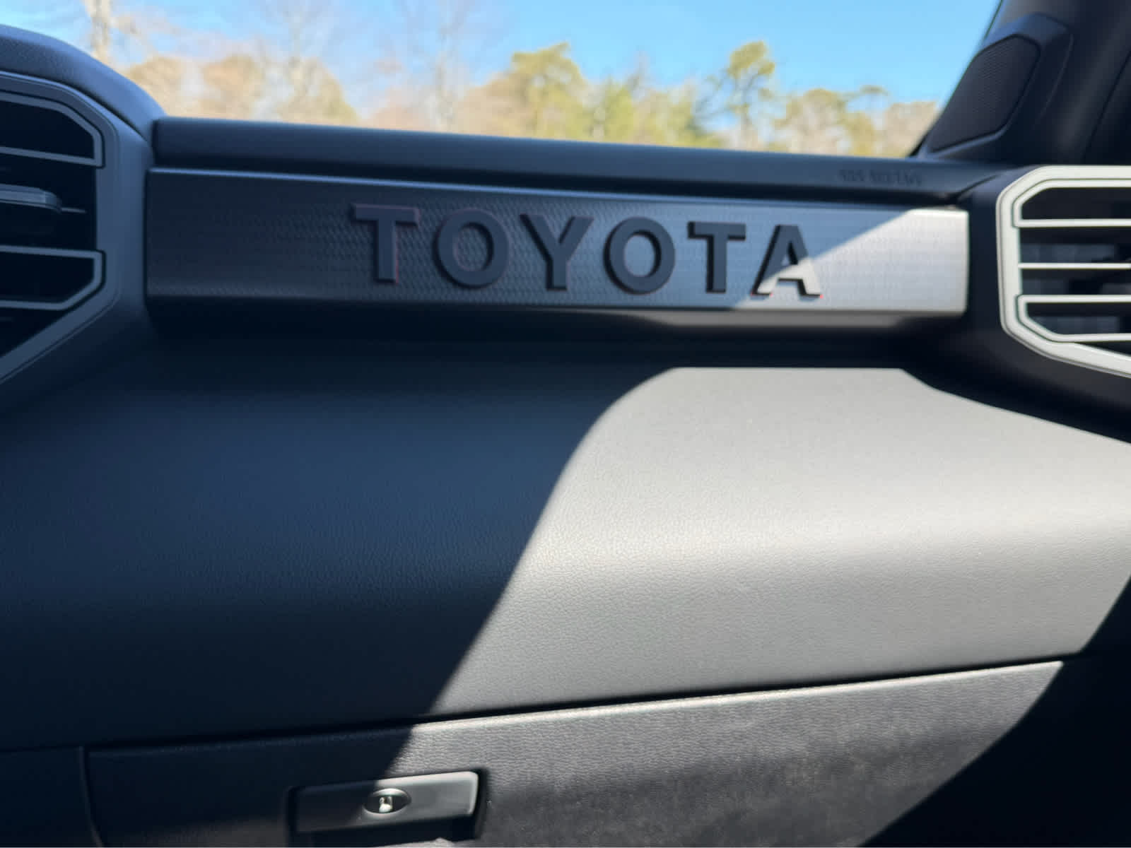 2025 Toyota Tundra i-FORCE MAX Tundra TRD Pro