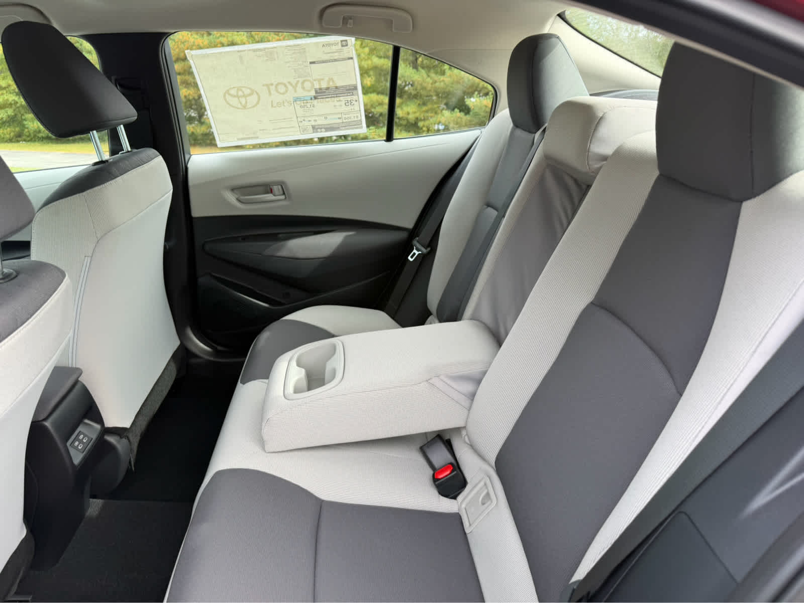 2027 Toyota Corolla LE