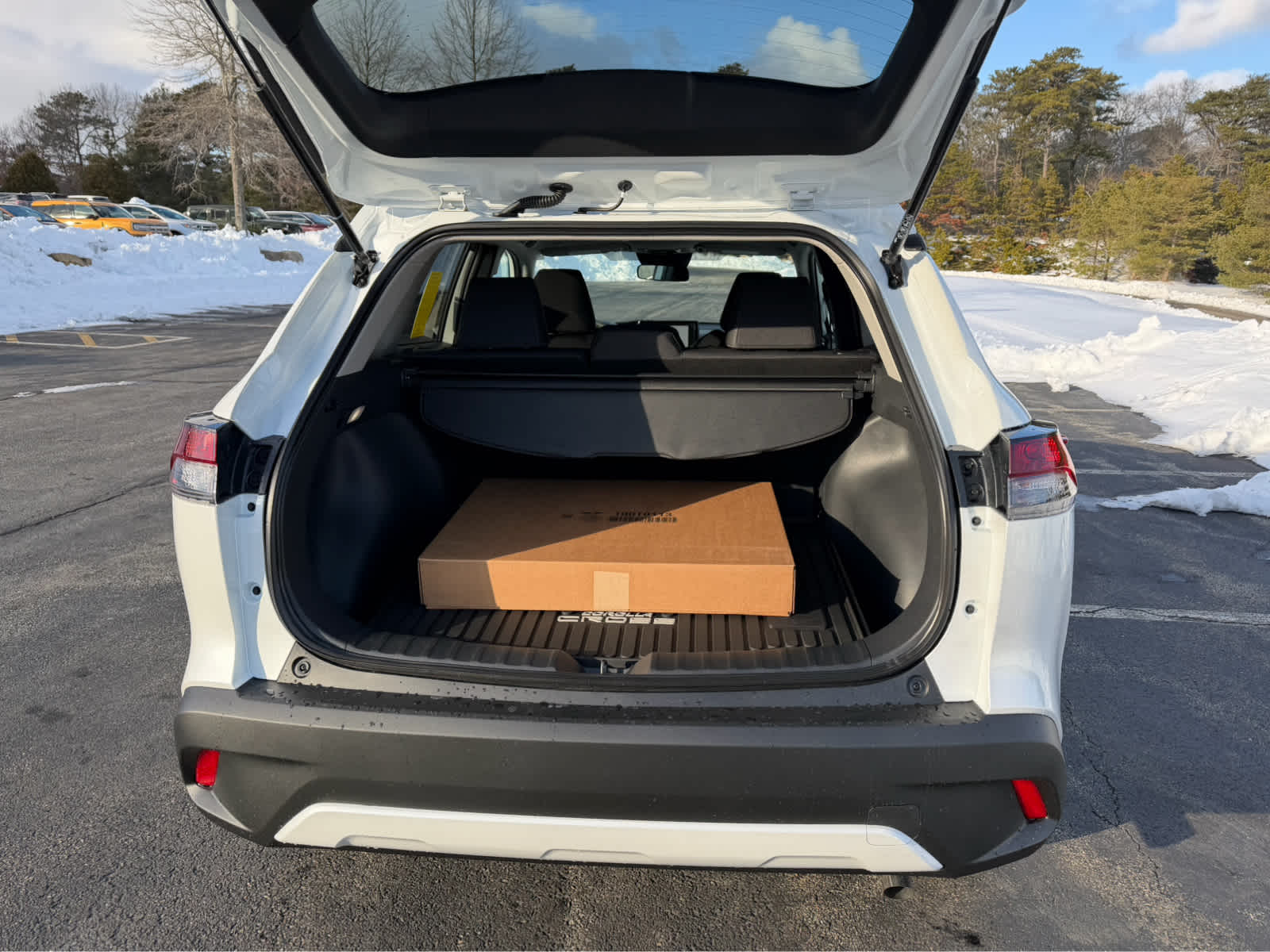 2026 Toyota Corolla Cross LE